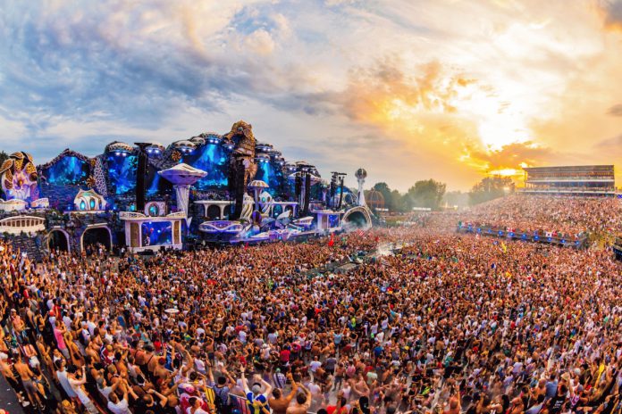 Tomorrowland Mainstage