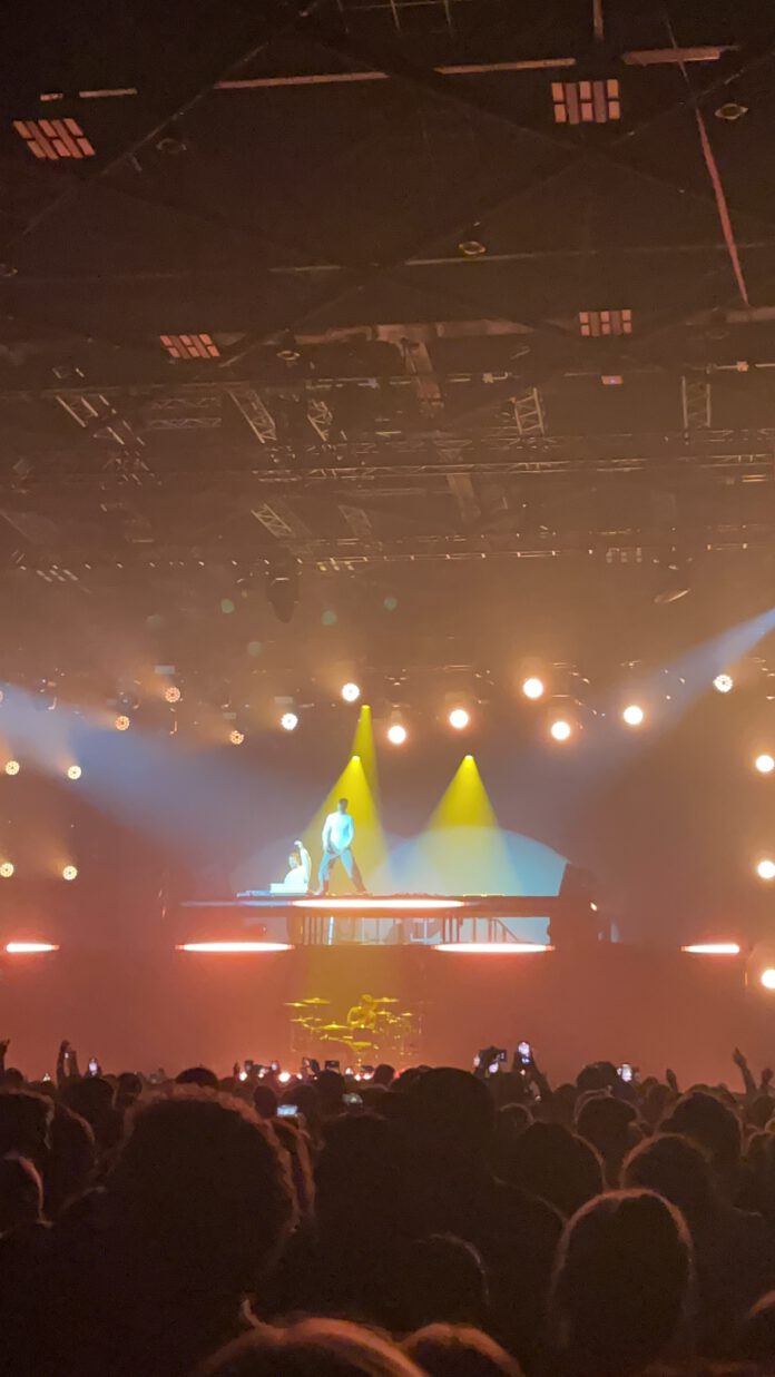 The Chainsmokers - Alex Pall und Drew Taggard - live in Düsseldorf - Closer - So far so good